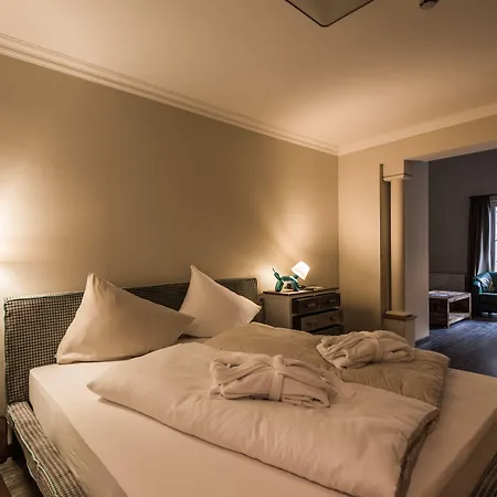 Hotel Thomsn & 3*