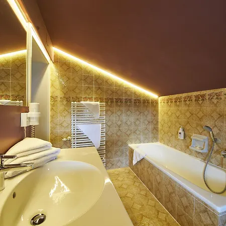 Hotell Thomsn & Saalbach-Hinterglemm