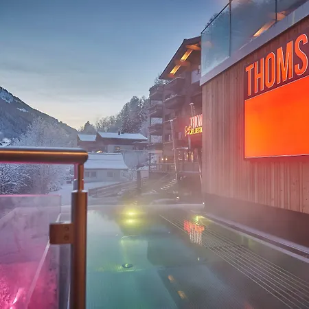 Thomsn & Hotel