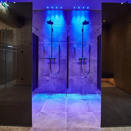 Hotel Thomsn & Saalbach-Hinterglemm