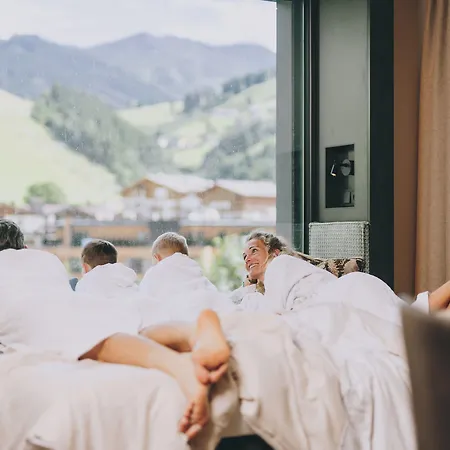Thomsn & Hotel 3*